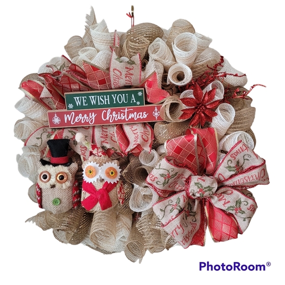 We Wish You a Merry Christmas Two Owls Wreath Handmade - Picture 1 of 1